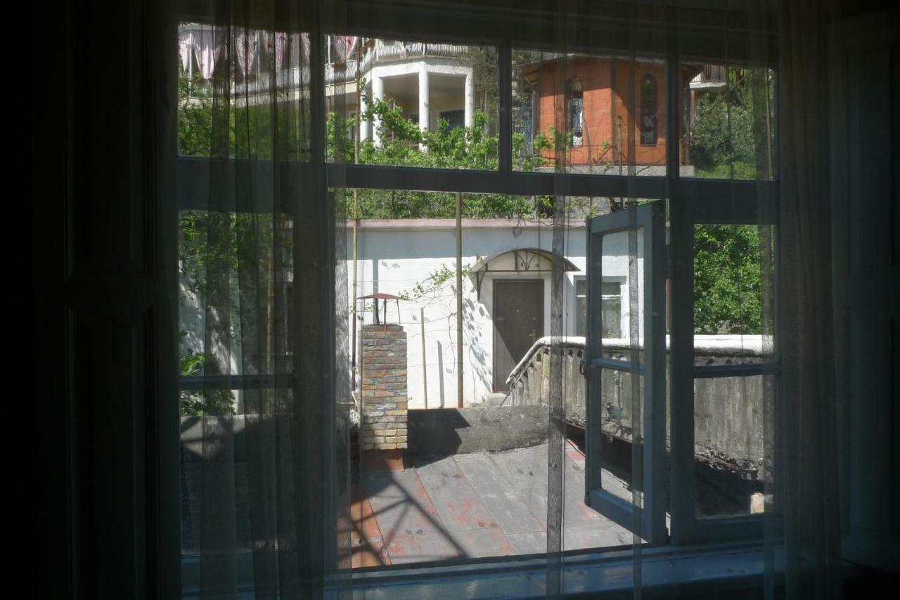 Old Town Guesthouse Sohum Dış mekan fotoğraf
