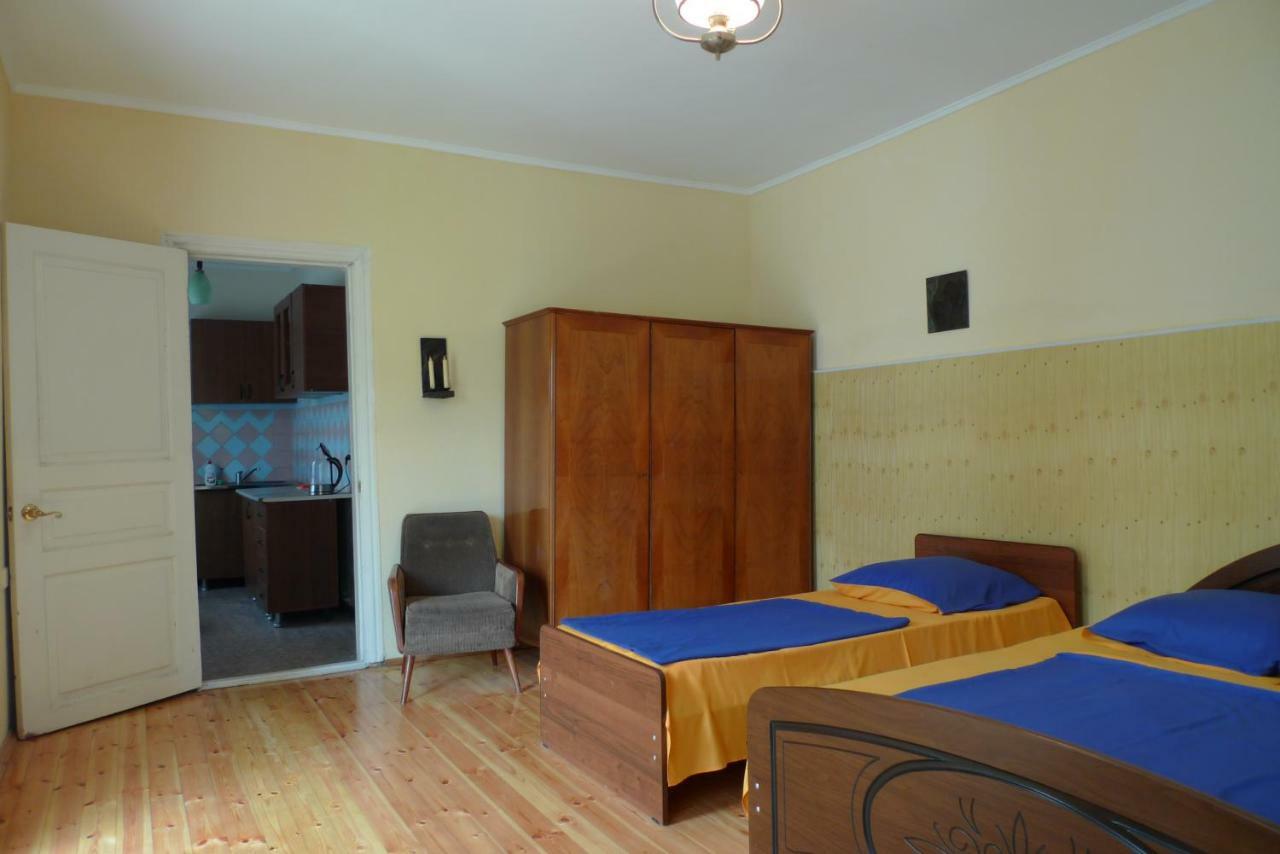 Old Town Guesthouse Sohum Dış mekan fotoğraf