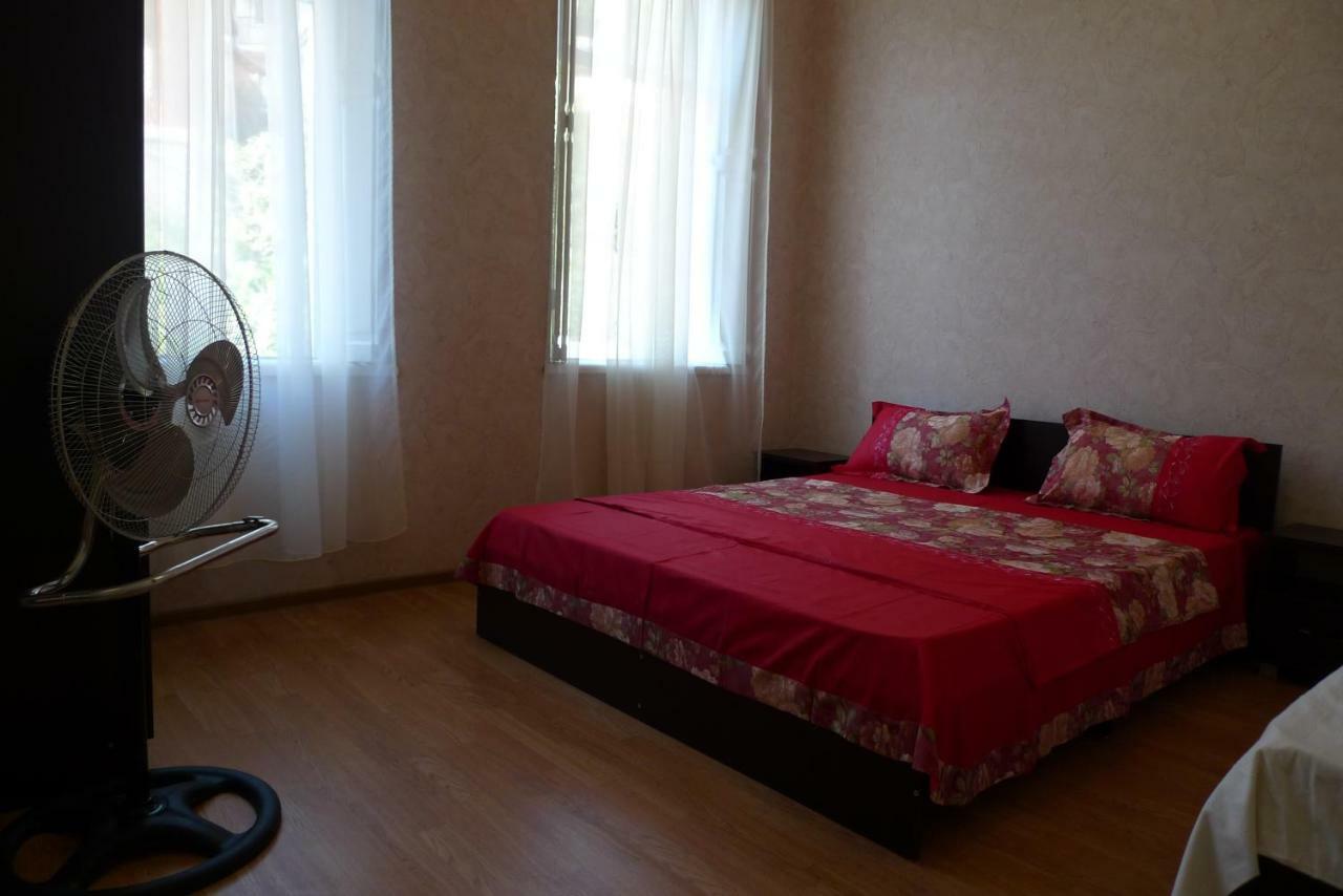 Old Town Guesthouse Sohum Dış mekan fotoğraf