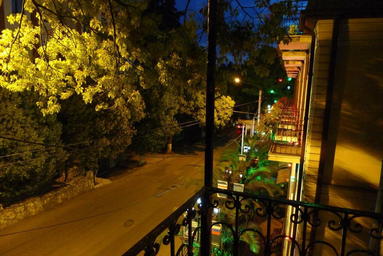Old Town Guesthouse Sohum Dış mekan fotoğraf